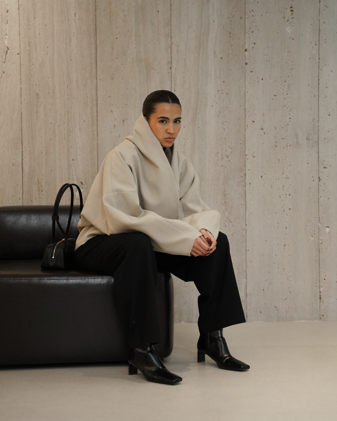 coat128 - کت کراپ فوتر تک دکمه با آستين خمره اي
